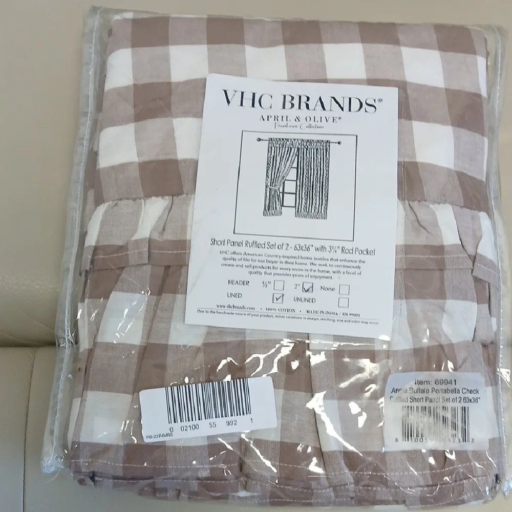 April & Olive Tan and White Checkered Wallpaper